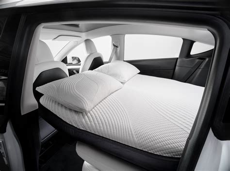 snuzu tesla|The Snuuzu Is a Hotel Bed Tailor.
